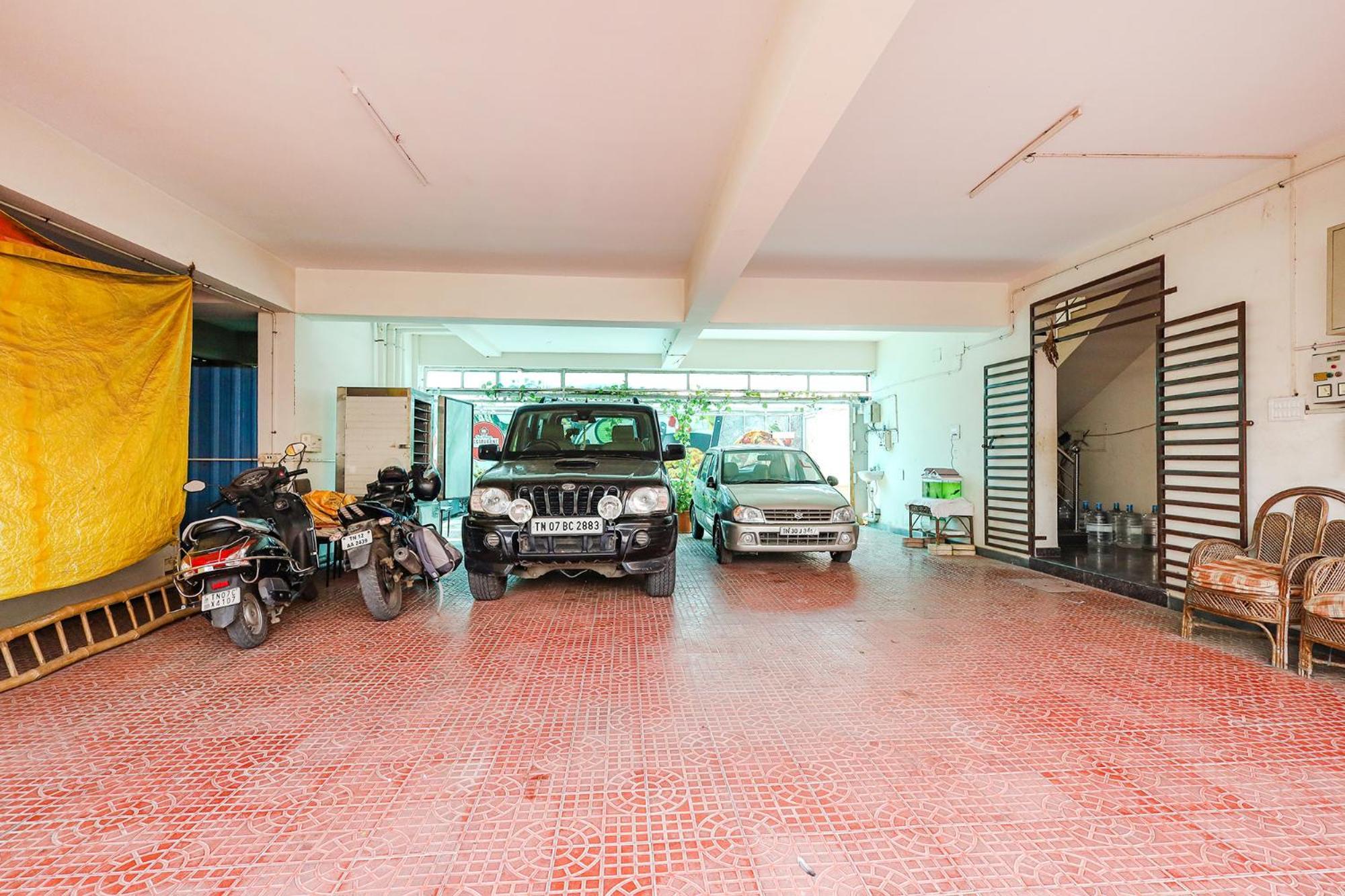 Fabexpress Fen Breeze Hotel Siruseri Exterior foto